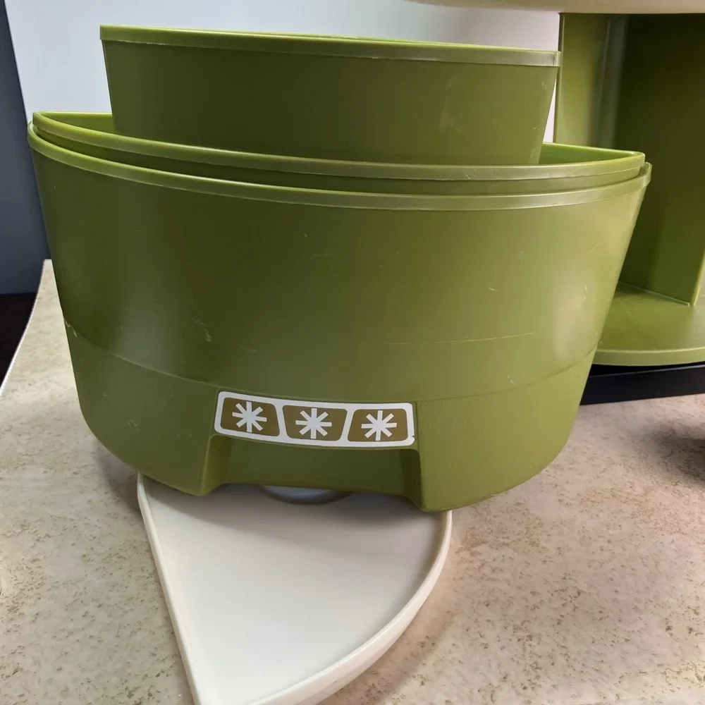 Rubbermaid Carousel Server Vintage Avocado Green Mod Flower Lazy Susan Kitchen
